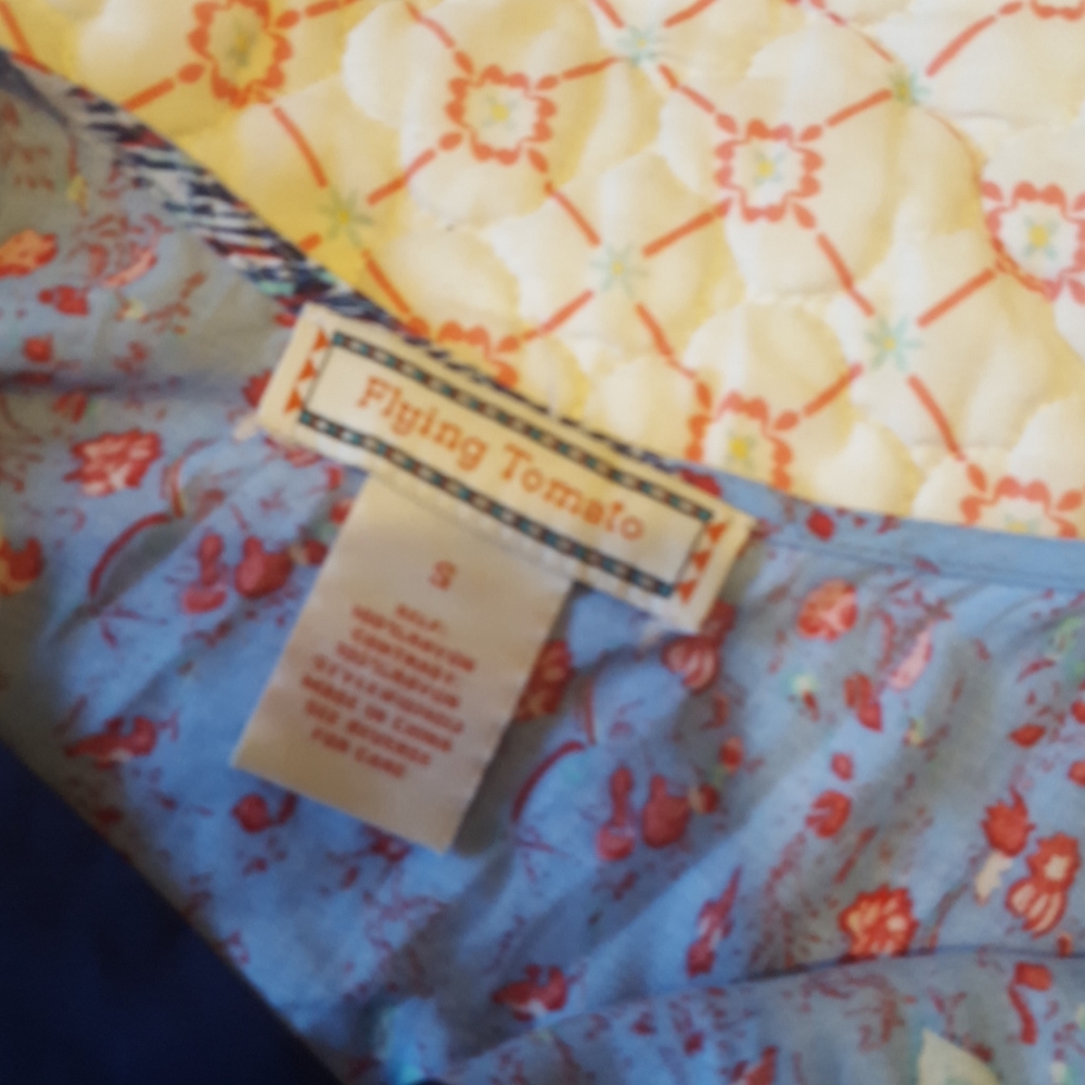 Flying tomato patchwork scarf, print dress - Picture 6 of 7